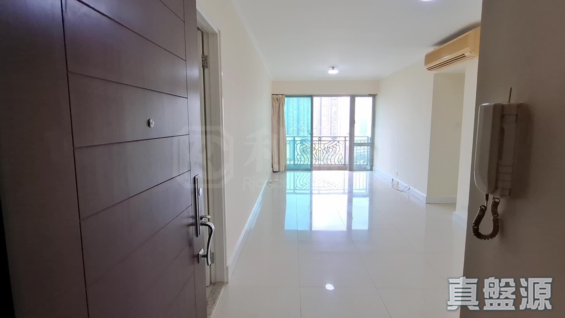 CARIBBEAN COAST PHASE 4 CRYSTAL COVE - Tower 16 Low Floor Zone Flat B Tung Chung