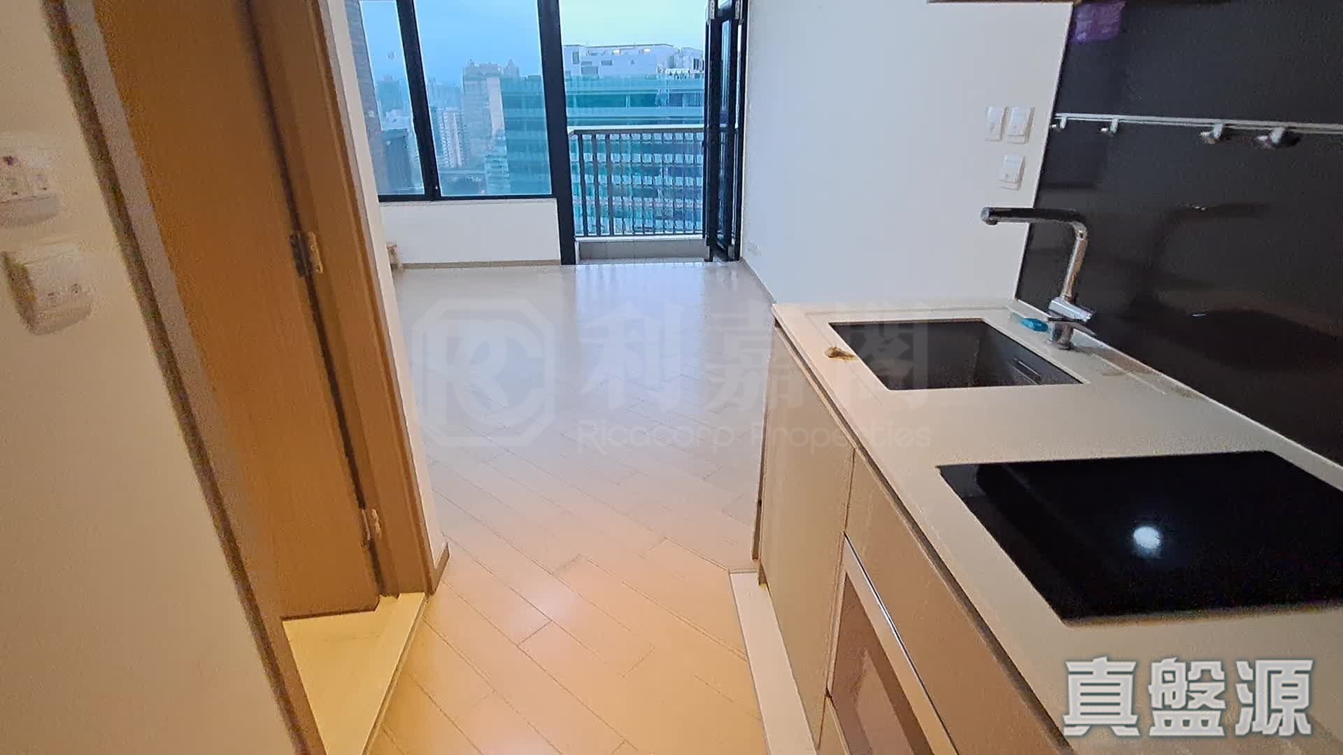 TWIN REGENCY TOWER 2 Very High Floor Zone Flat N Yuen Long