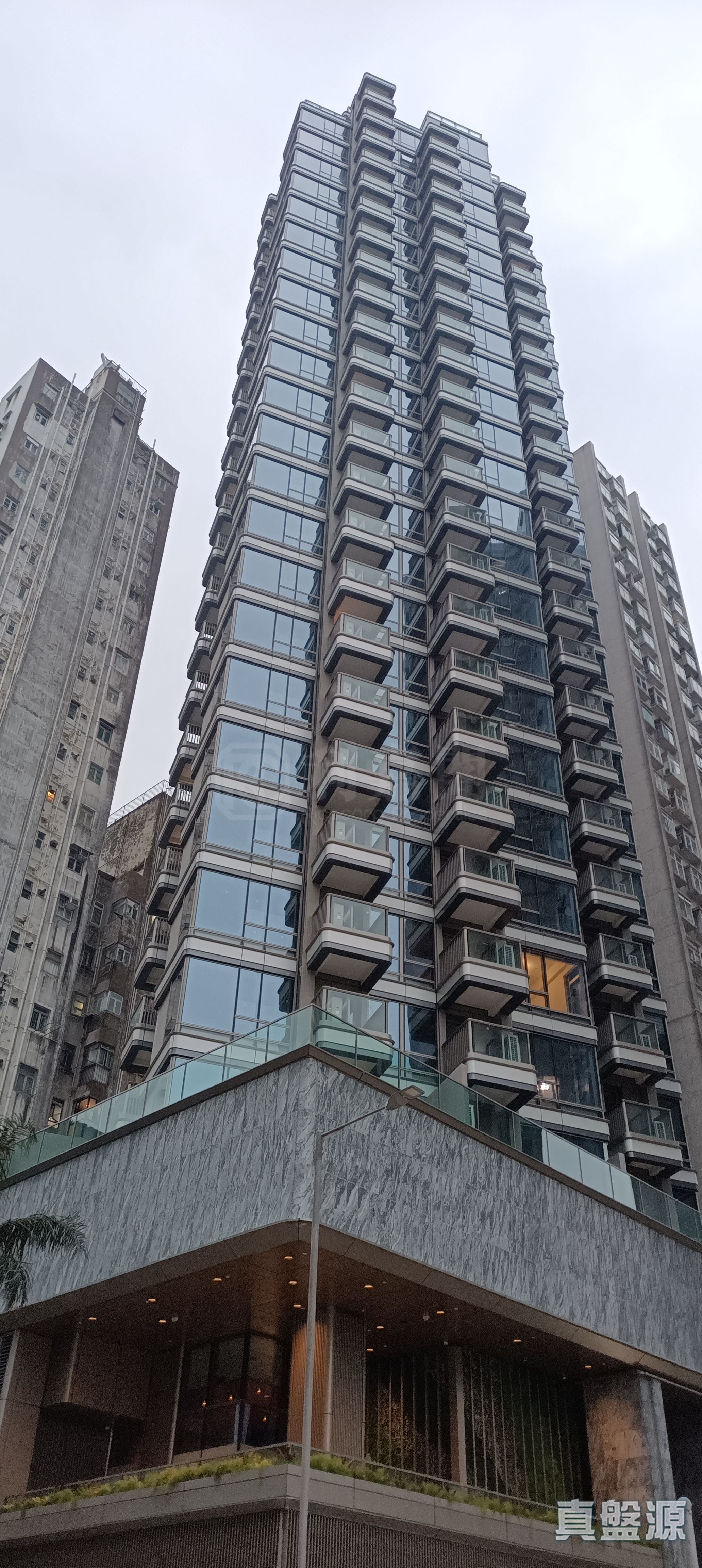FINNIE Very High Floor Zone Flat C Quarry Bay/Kornhill/Taikoo Shing