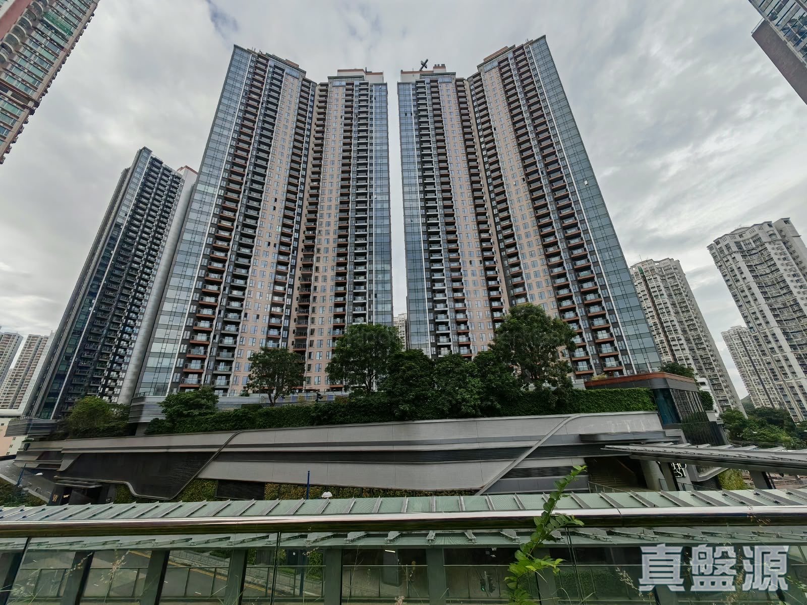YOHO WEST PHASE 2 YOHO WEST PARKSIDE - Tower 1a High Floor Zone Tin Shui Wai