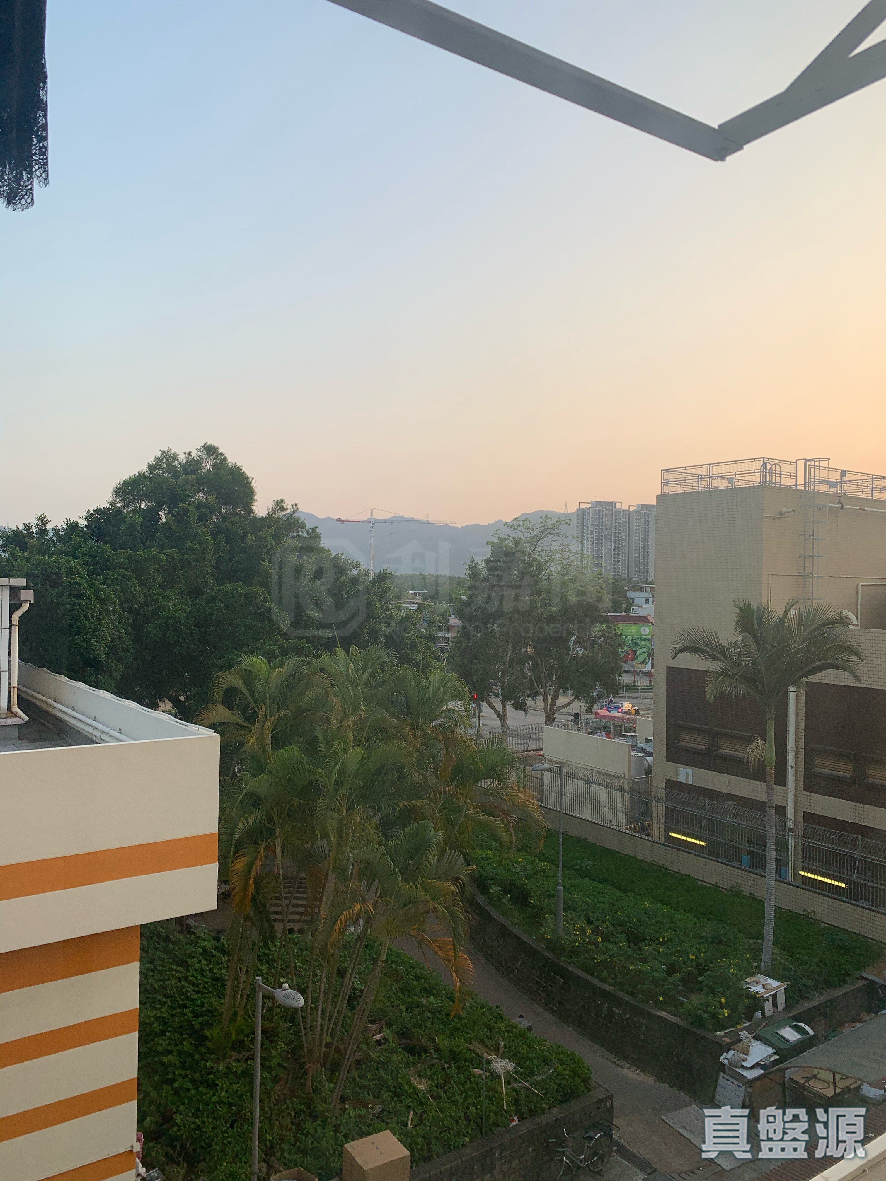 益利大廈 高層 E室 元朗