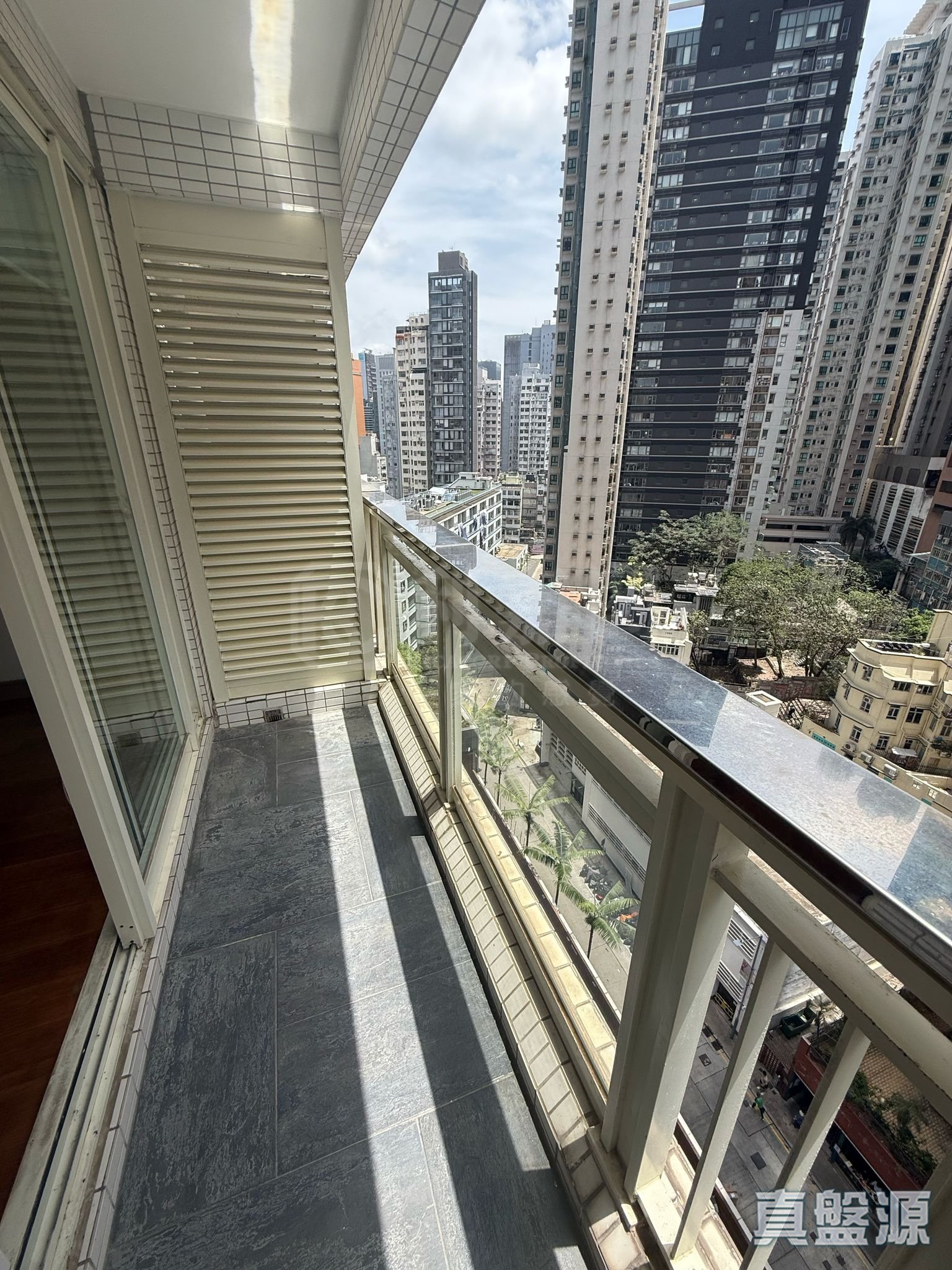 CENTRE STAGE TOWER 1 Low Floor Zone Flat B Central/Sheung Wan/Western District