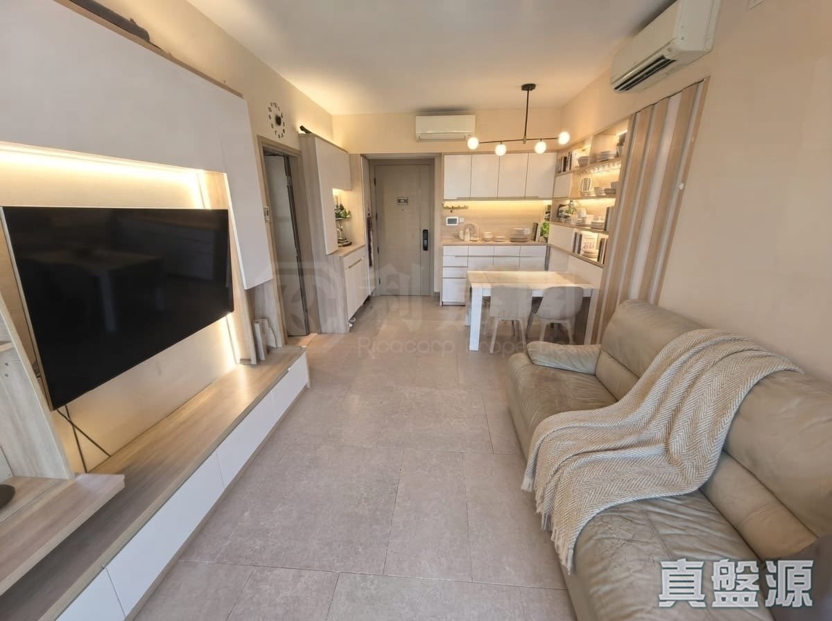 ST MARTIN PHASE 1 - Tower 1 Medium Floor Zone Flat B1 Tai Po