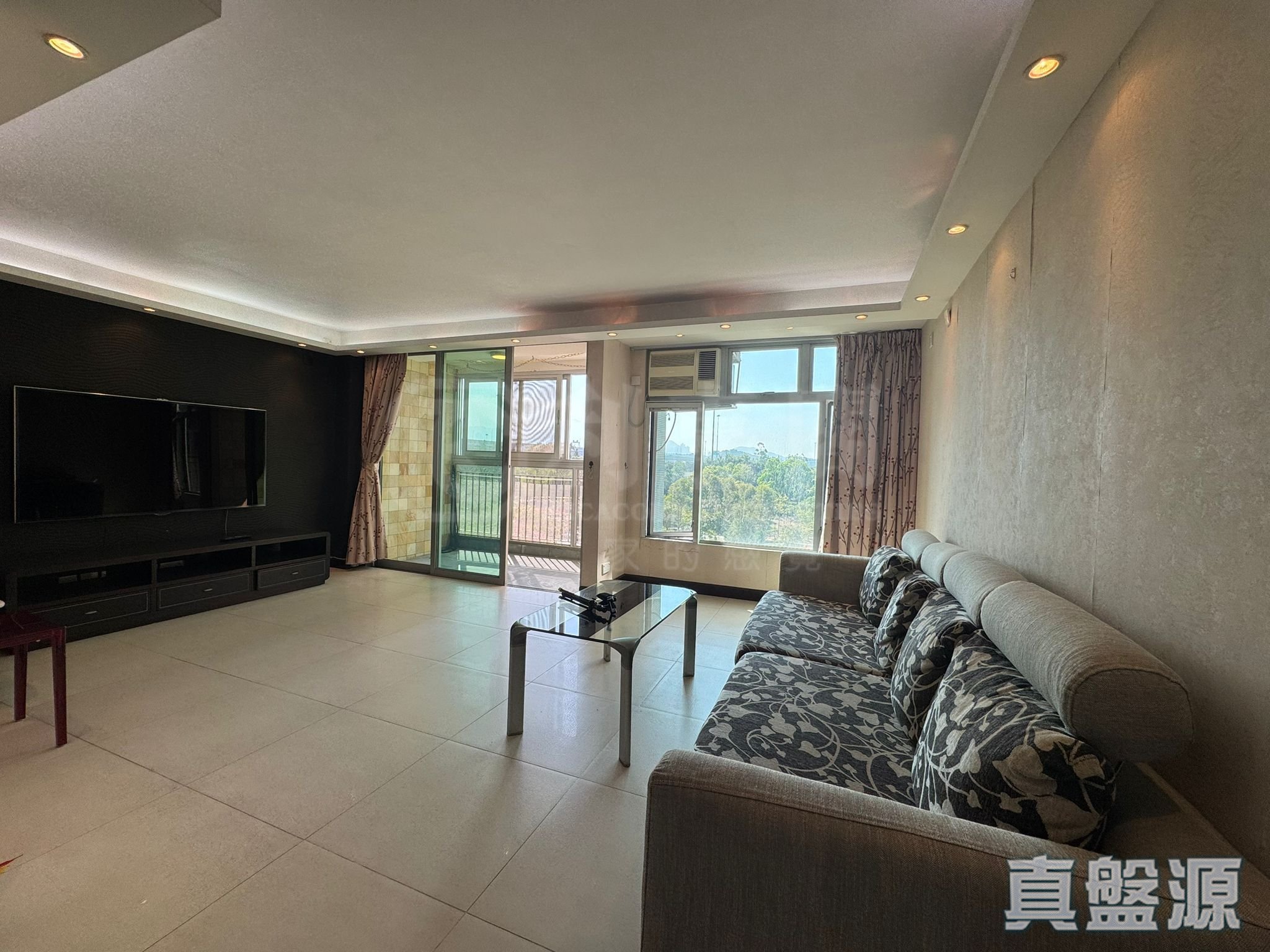 美孚新邨 8期 百老匯街102-104號 中層 A室 美孚/華景