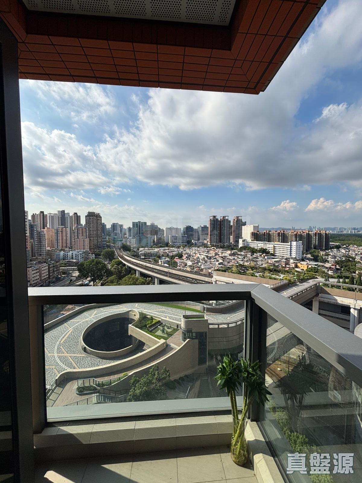 THE YOHO HUB PHASE C THE YOHO HUB II - Tower 6 Medium Floor Zone Flat B Yuen Long