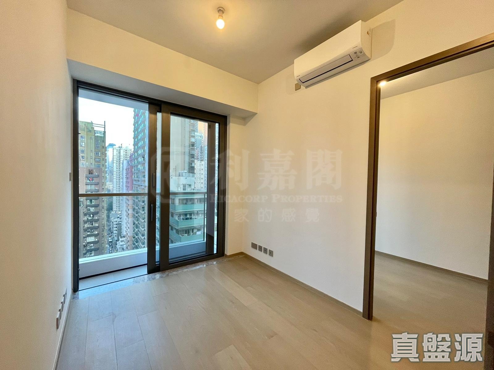 NO. 15 WESTERN STREET High Floor Zone Flat E Central/Sheung Wan/Western District