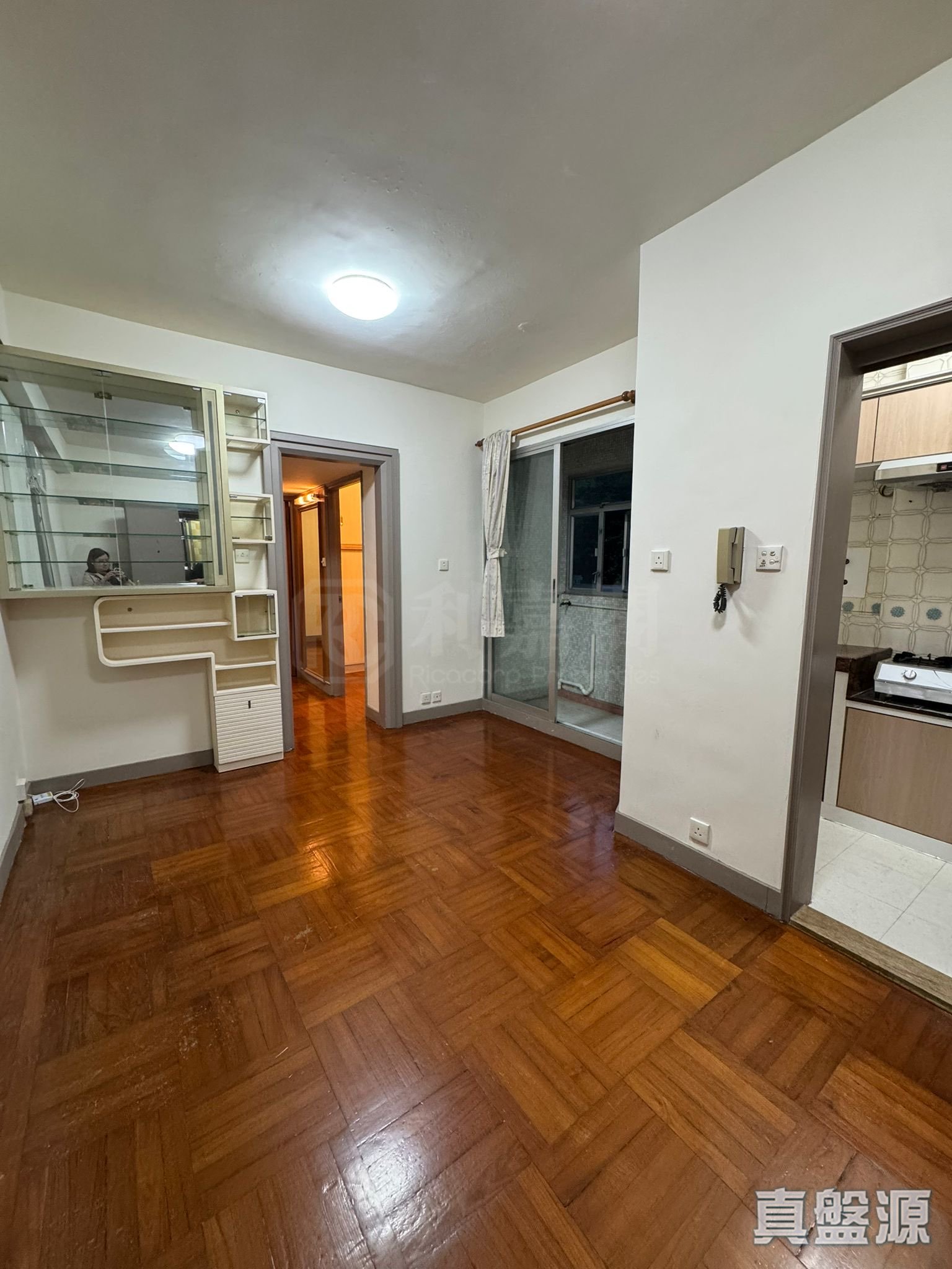 美景花園 12座 A室 青衣