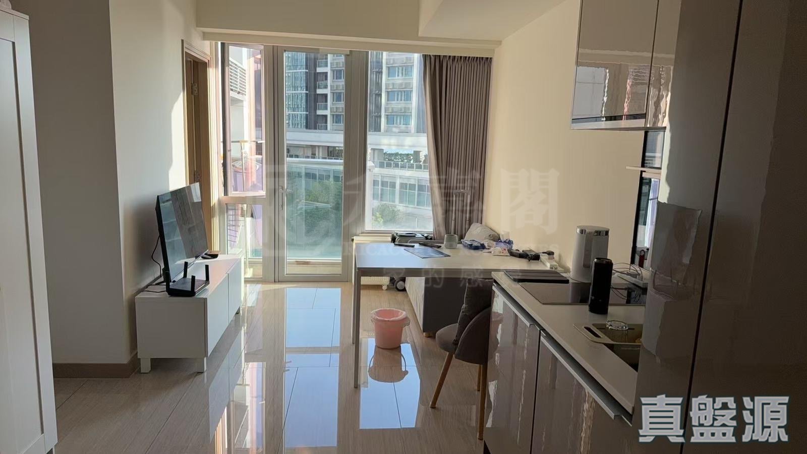 CULLINAN WEST PHASE 5 CULLINAN WEST III - Tower 8 Low Floor Zone Flat C Olympic Station/Nam Cheong