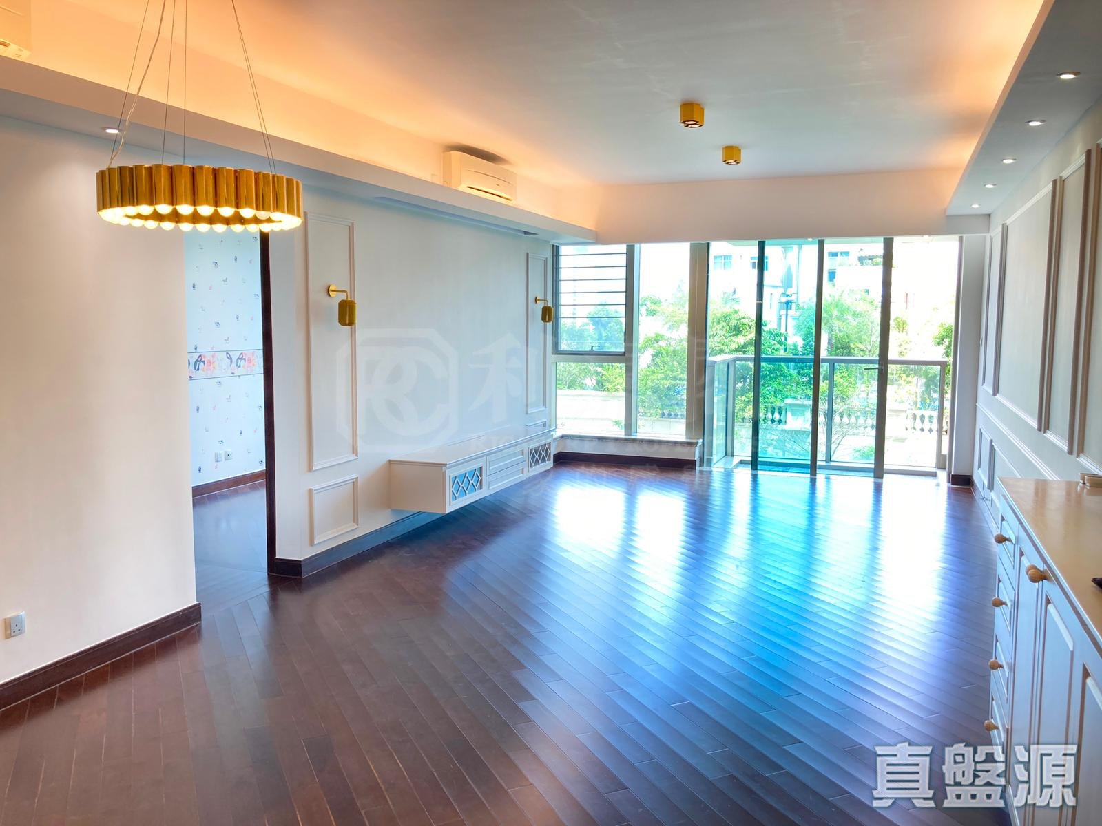 逸珑湾 I 大厦17座 低层 A室 大埔