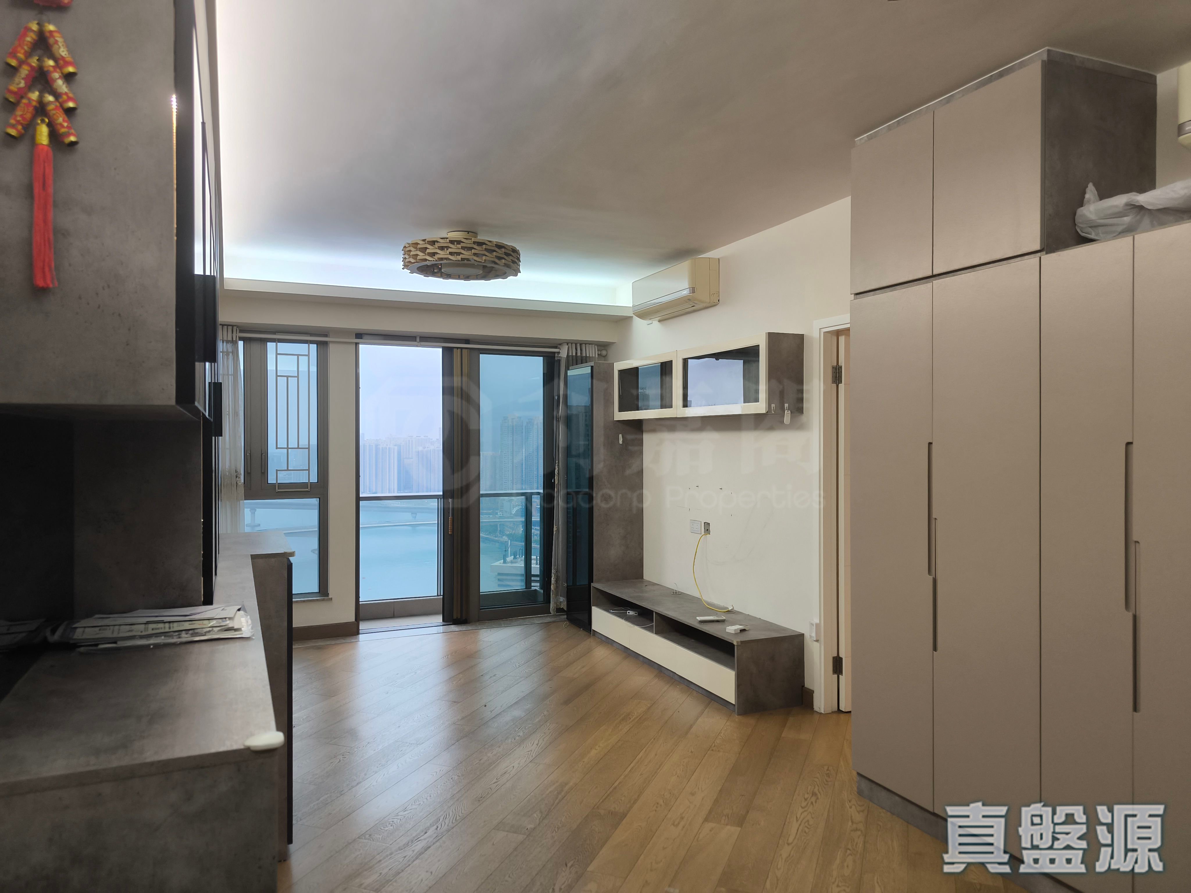 全．城汇 7座 极高层 B室 荃湾