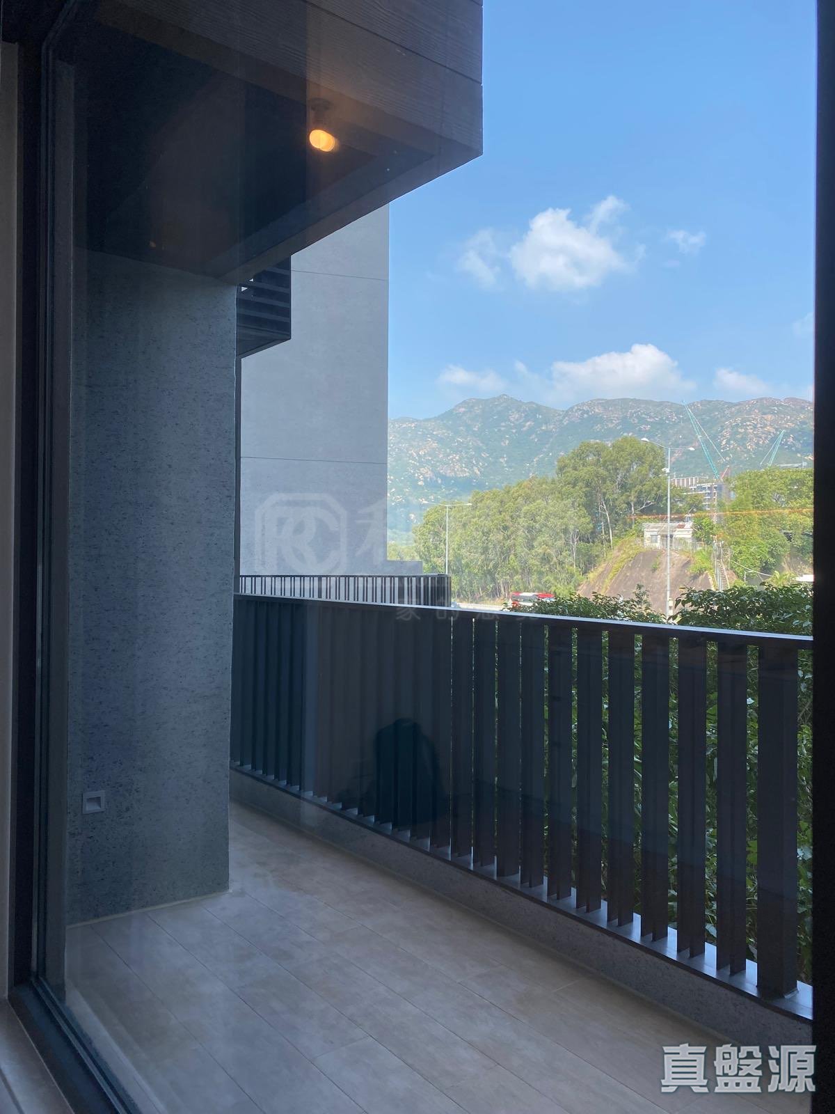 OMA BY THE SEA TOWER 1 Low Floor Zone Flat C6 Sham Tseng/Castle Peak Road