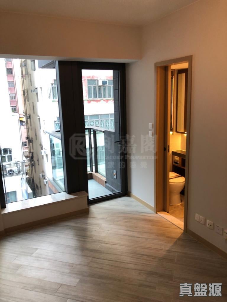 SOUTH WALK．AURA Low Floor Zone Flat E Aberdeen/Tin Wan