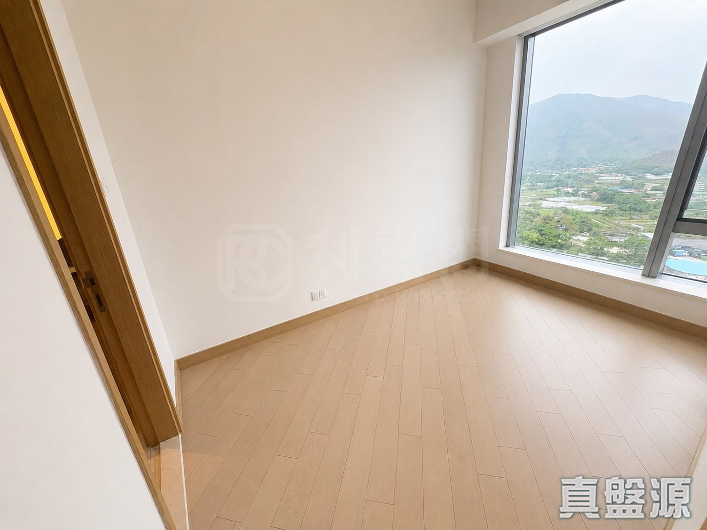 PARK YOHO PHASE 1B PARK YOHO VENEZIA - Tower 5b Very High Floor Zone Flat B Yuen Long