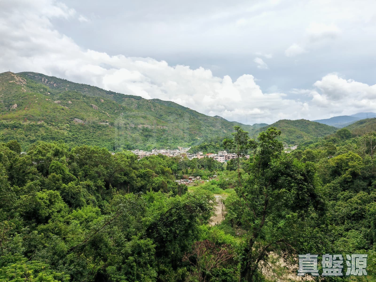 LE PONT TOWER 2B Sham Tseng/Castle Peak Road