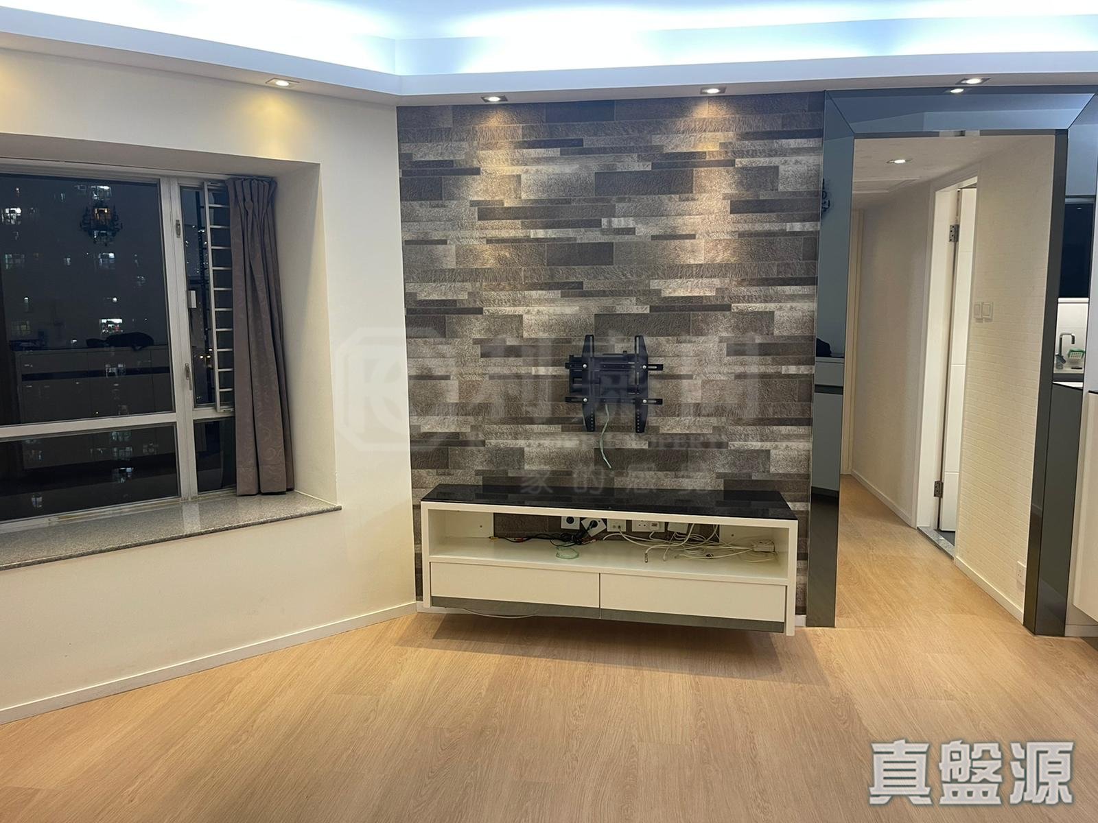 嘉湖山莊 2期 賞湖居 3座 中層 天水圍