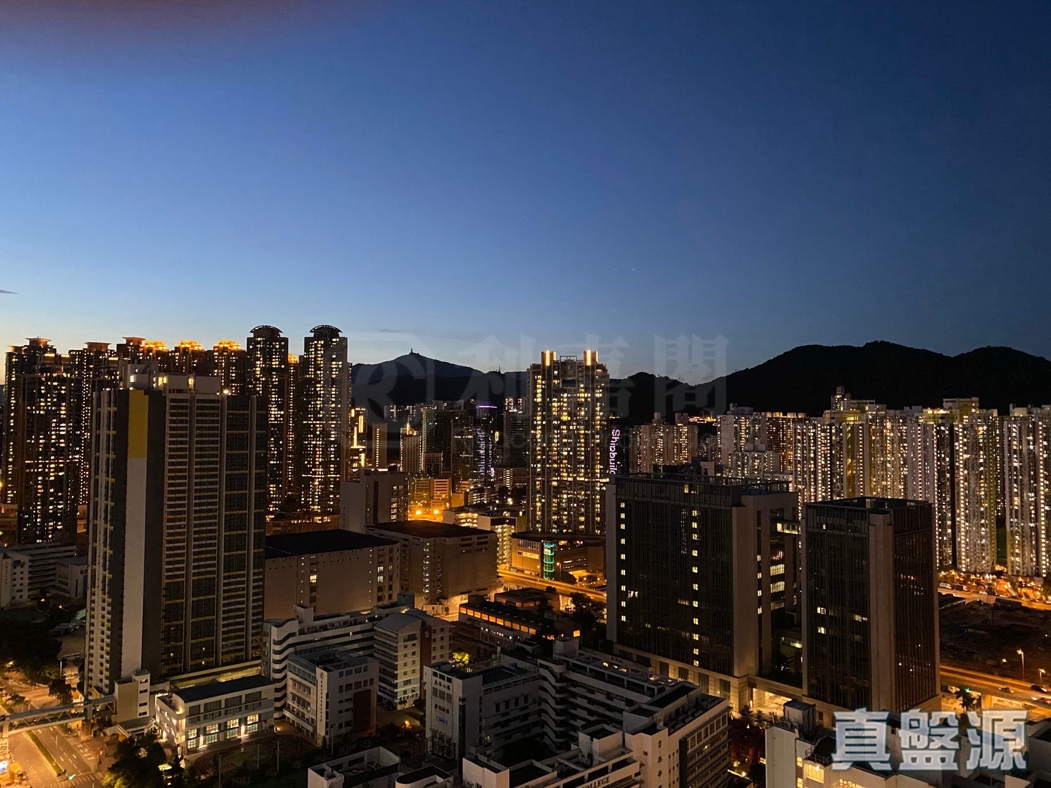 CULLINAN WEST PHASE 5 CULLINAN WEST III - Tower 7 High Floor Zone Flat F Olympic Station/Nam Cheong