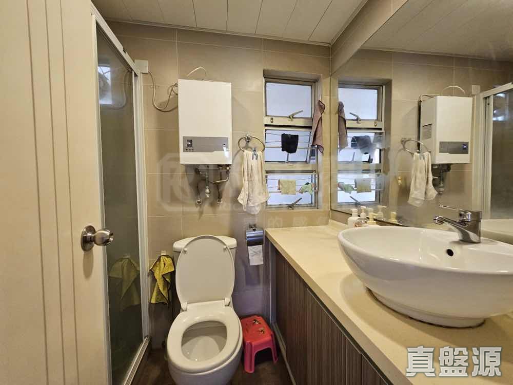 KINGSWOOD VILLAS PHASE 1 LOCWOOD COURT - Block 12 High Floor Zone Flat G Tin Shui Wai