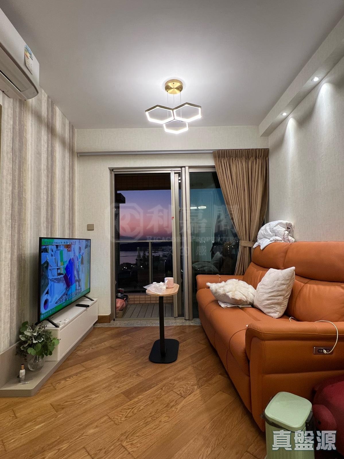 HARBOUR GREEN TOWER 5 Medium Floor Zone Flat E Olympic Station/Nam Cheong