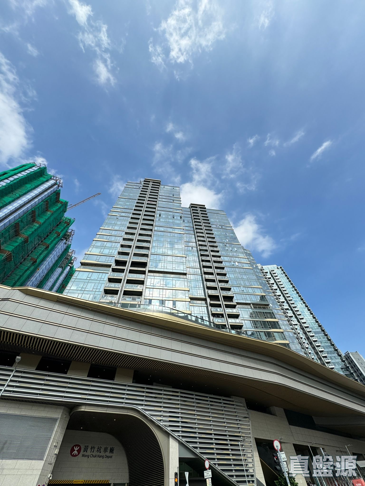 港岛南岸 2期 扬海 2座 (2B) 中层 F室 黄竹坑/深湾