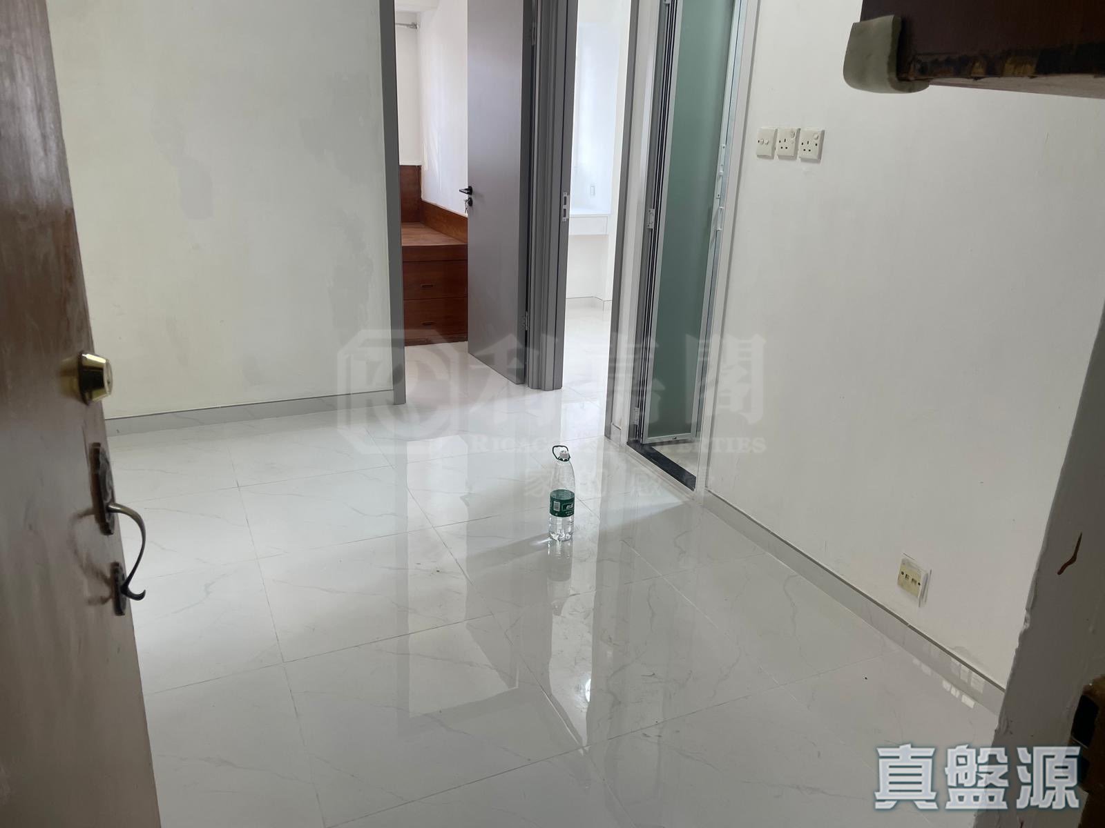 好順意大廈 A座 低層 8室 元朗