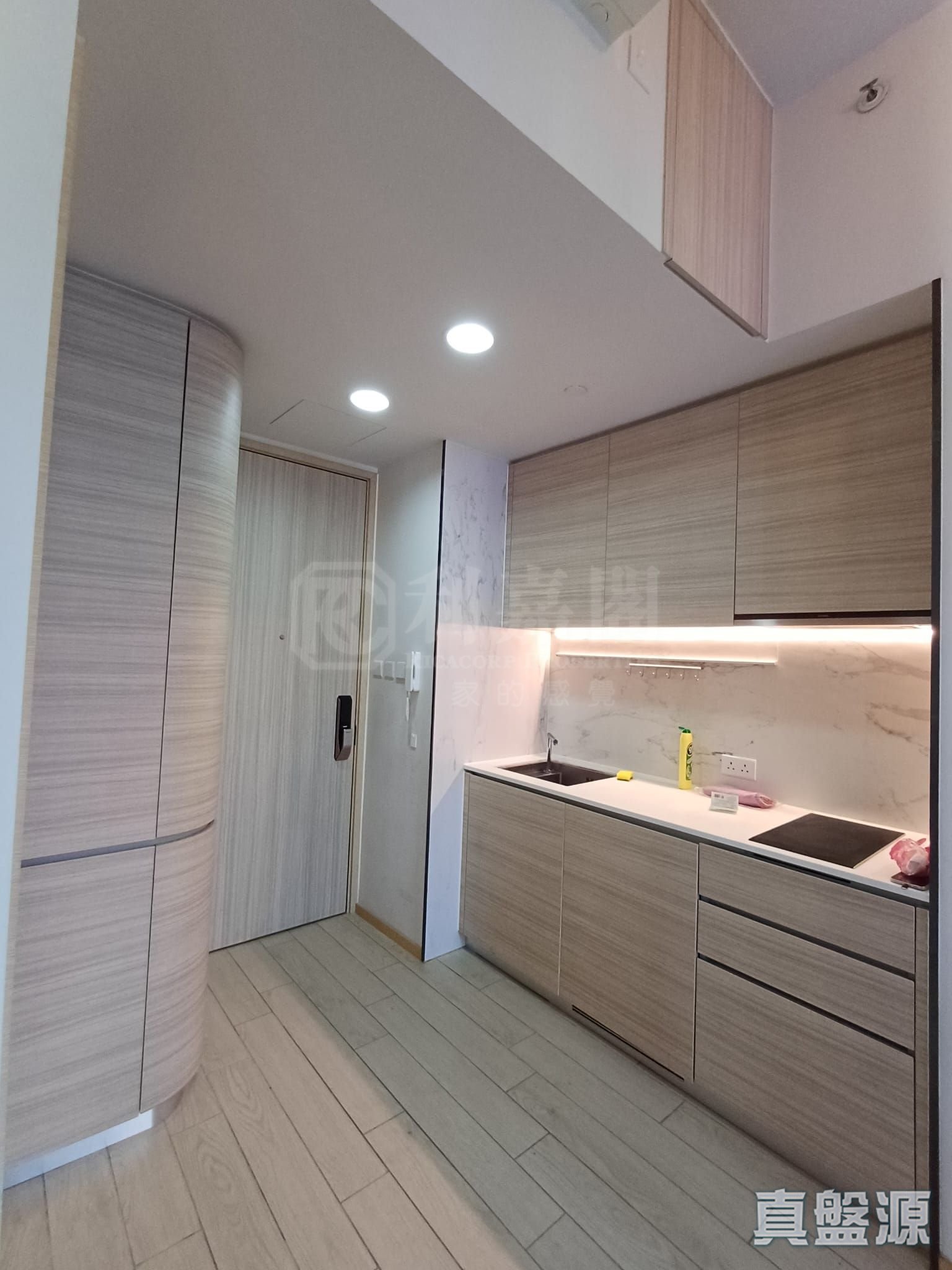 EDITION 178 High Floor Zone Flat C Kwai Chung/Park Island