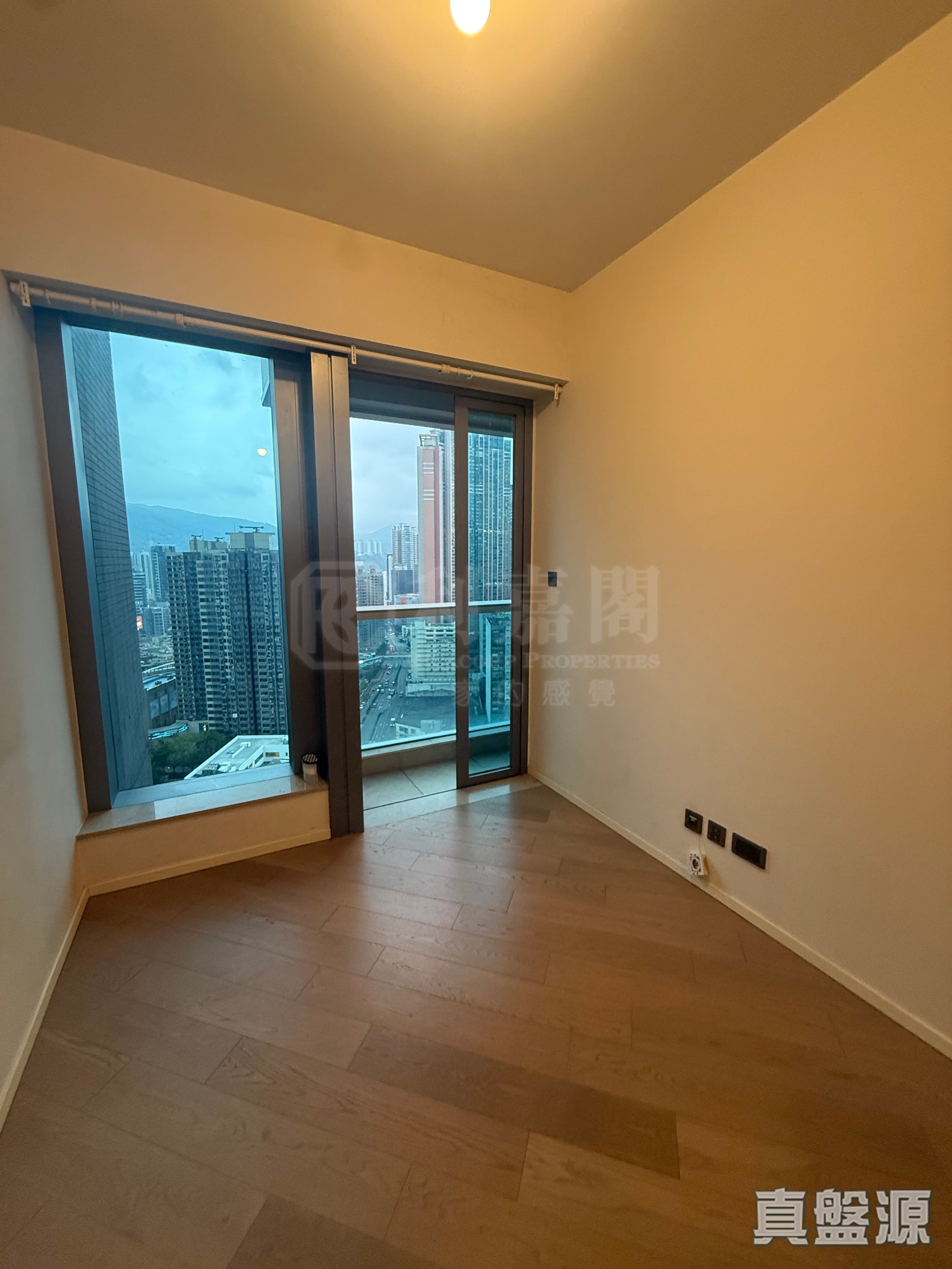 柏傲湾 2B座 高层 C室 荃湾