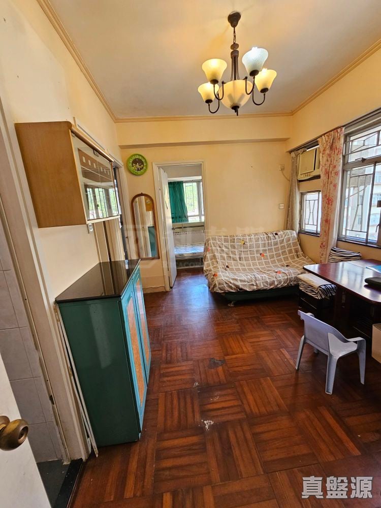 富丽大厦 中层 A室 屯门