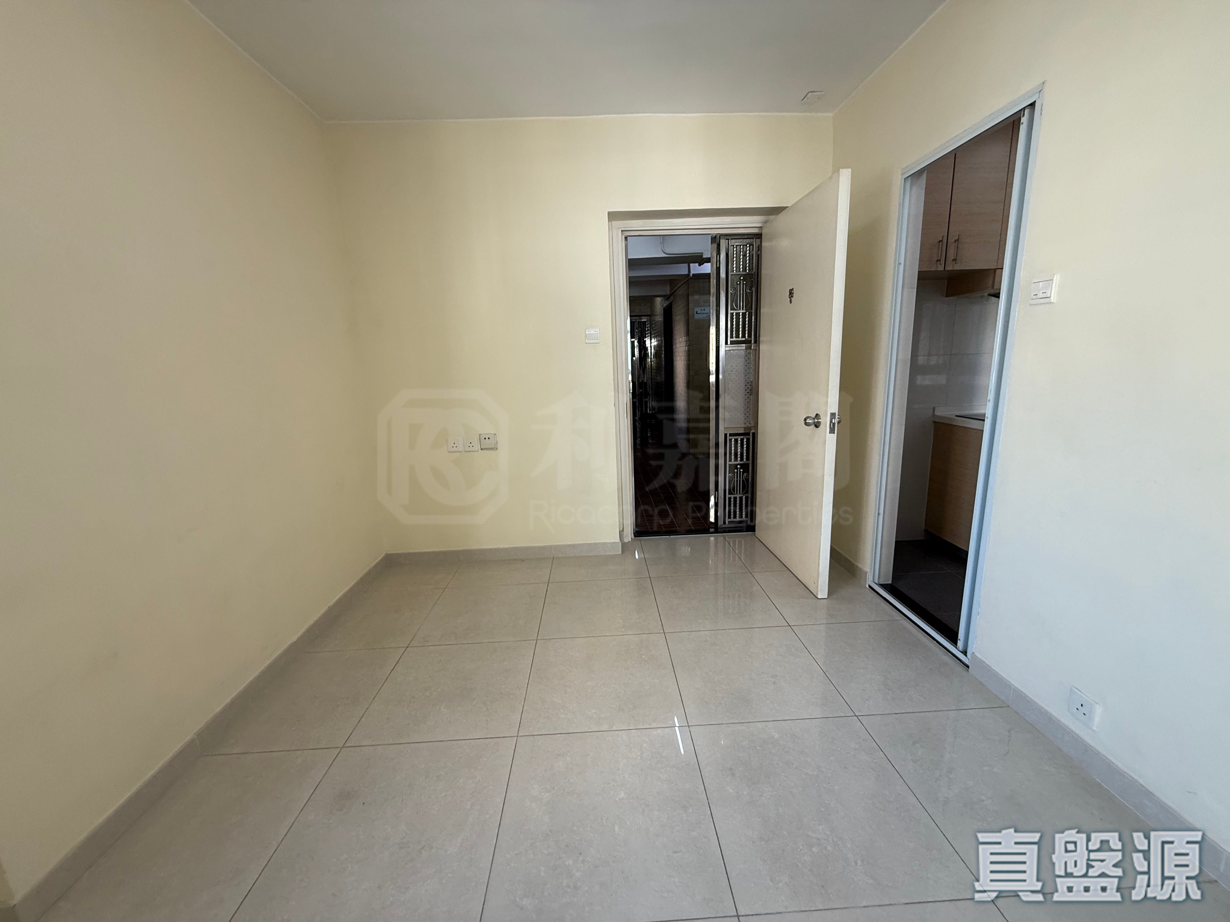 KAI HEI LAND BUILDING Medium Floor Zone Flat G Tuen Mun