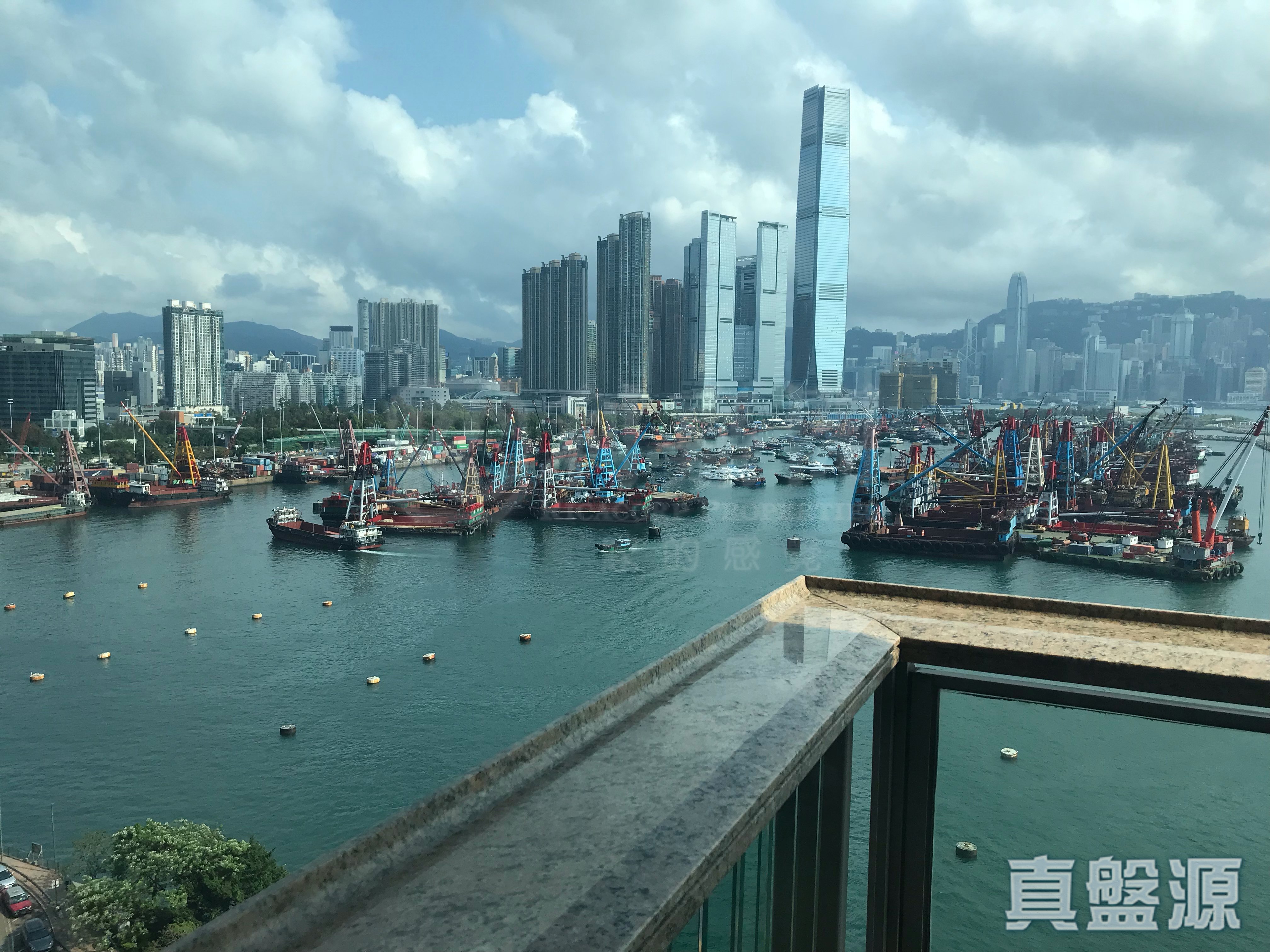 一号银海 8座 低层 B室 奥运站/南昌