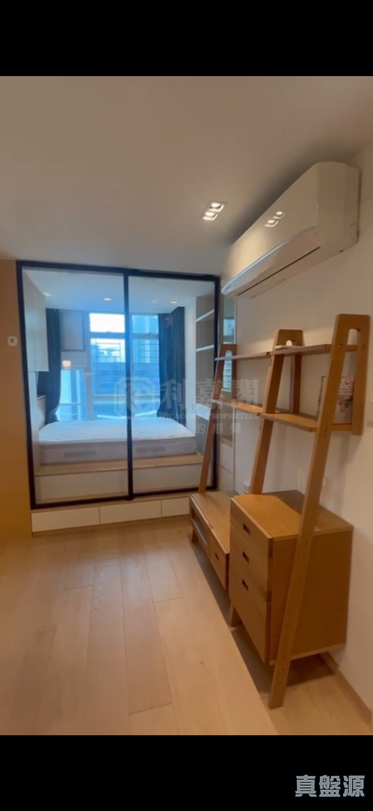 麗翠苑 2座 (麗榕閣) 高層 8室 西九龍