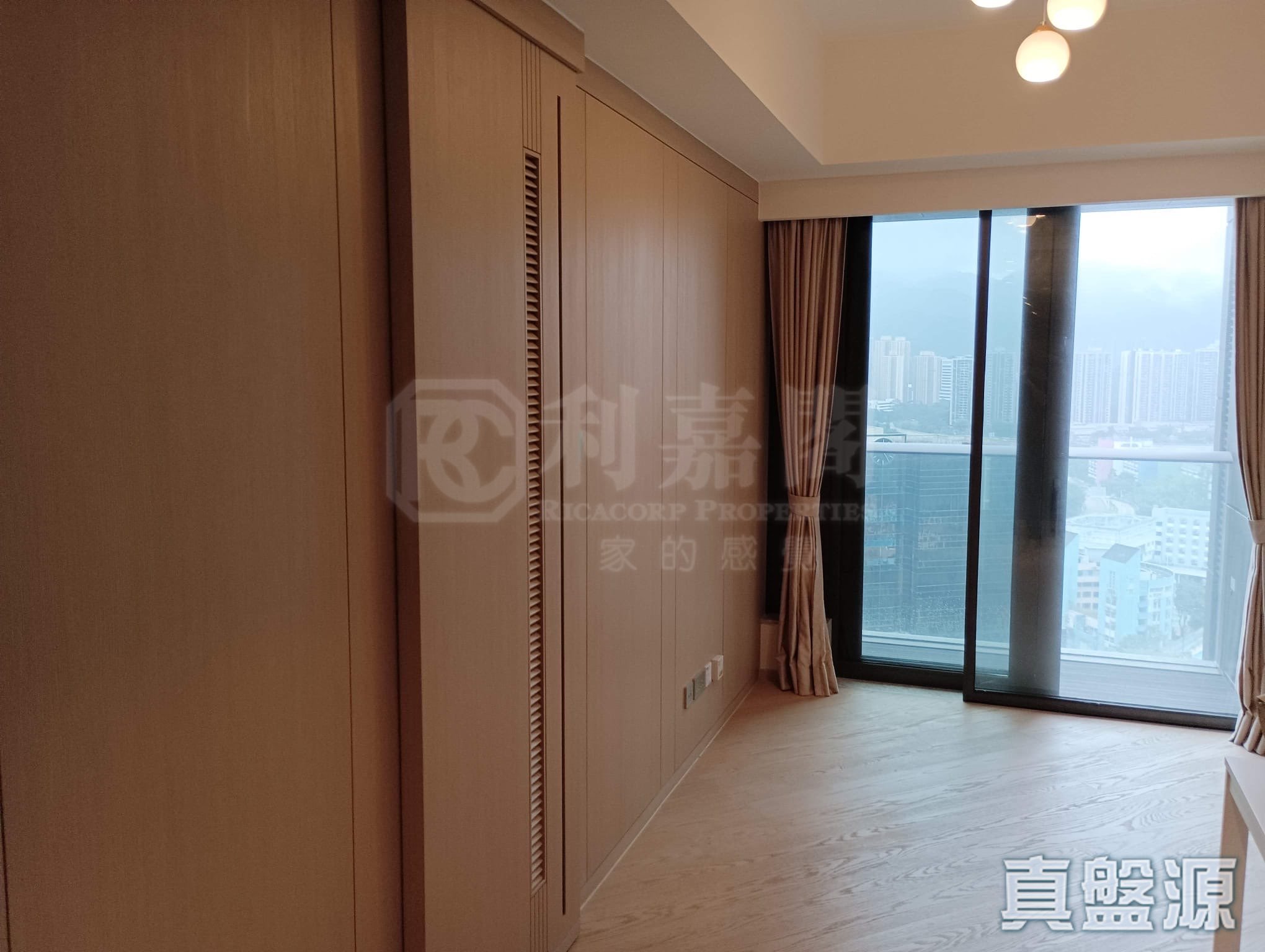 星凱．堤岸 1座 中層 F室 沙田/火炭/九肚山