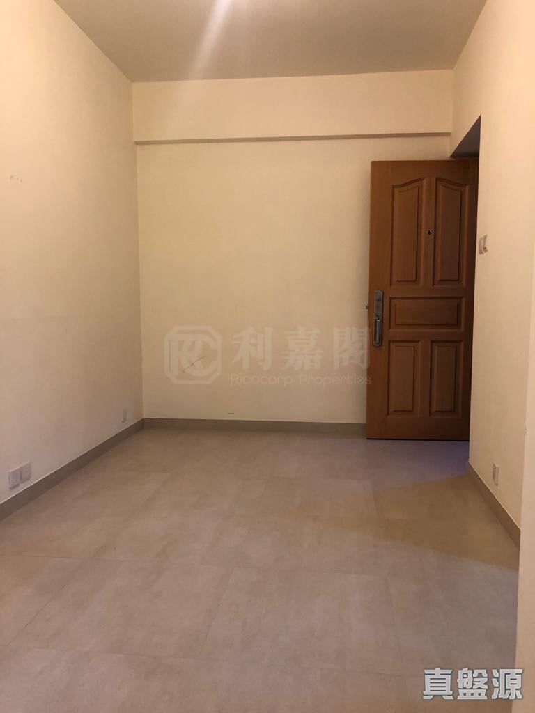 金风大厦 中层 B室 西半山