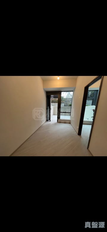 THE ROYALE PHASE 2 STARFRONT ROYALE - Tower 2 Low Floor Zone Flat 8 Sham Tseng/Castle Peak Road