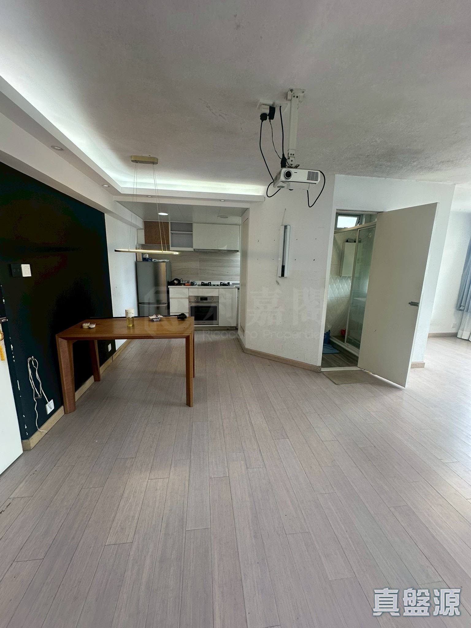 CHEUNG FAT ESTATE KING FAT HOUSE (BLOCK 1) Very High Floor Zone Flat 20 Tsing Yi