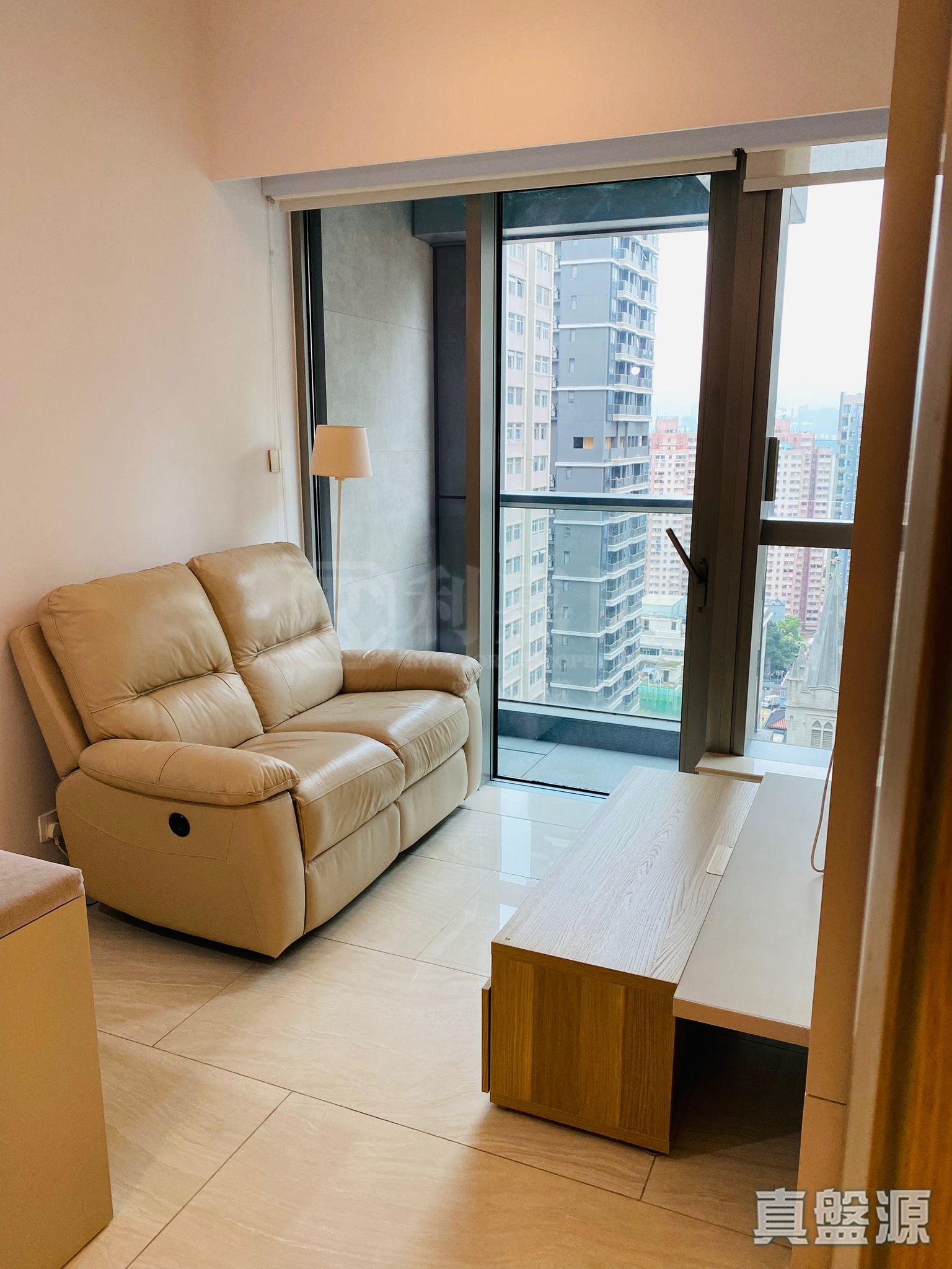 眀徳山 中層 A室 西半山