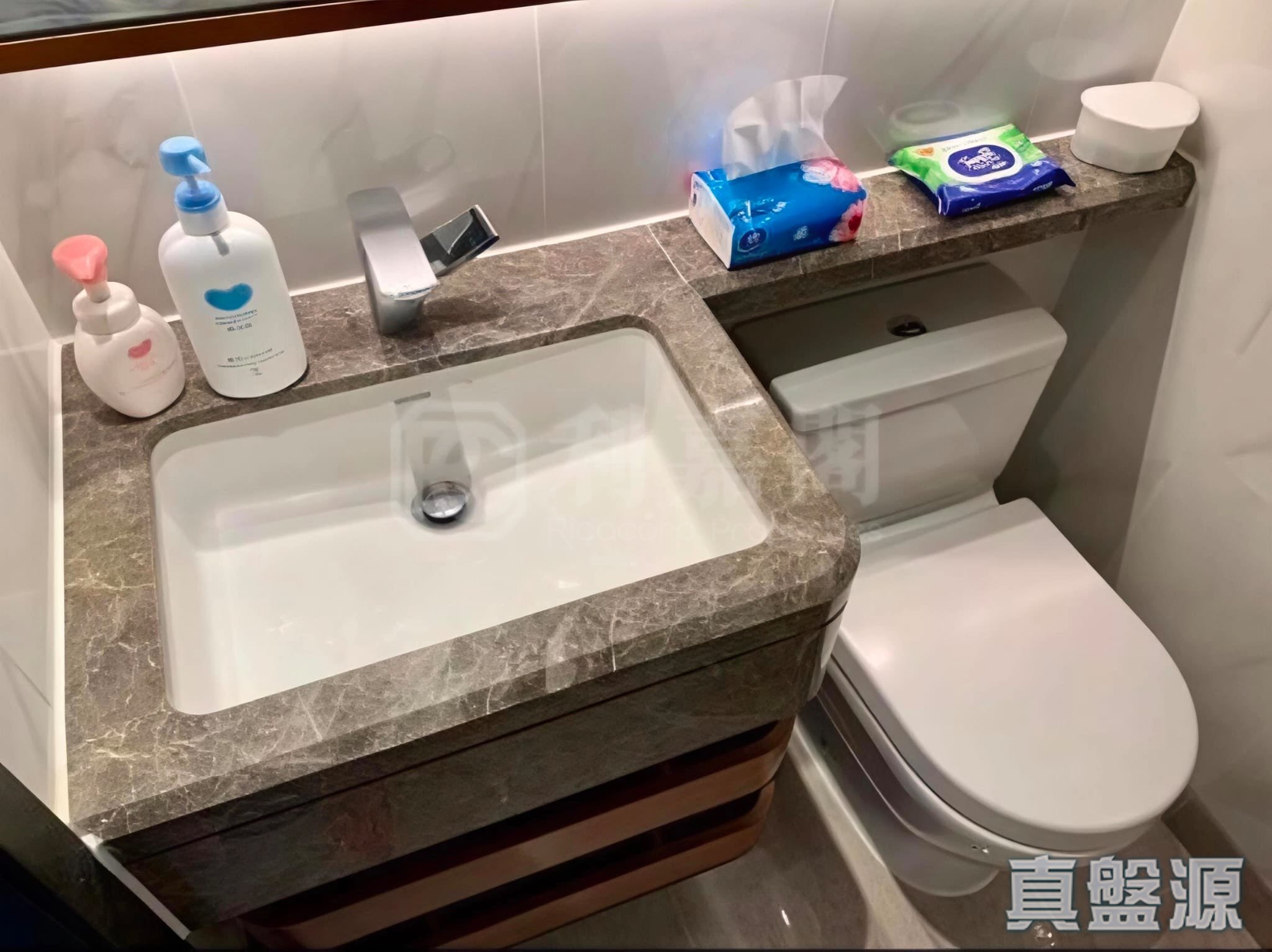 NOVUM WEST TOWER 3 High Floor Zone Flat D Central/Sheung Wan/Western District