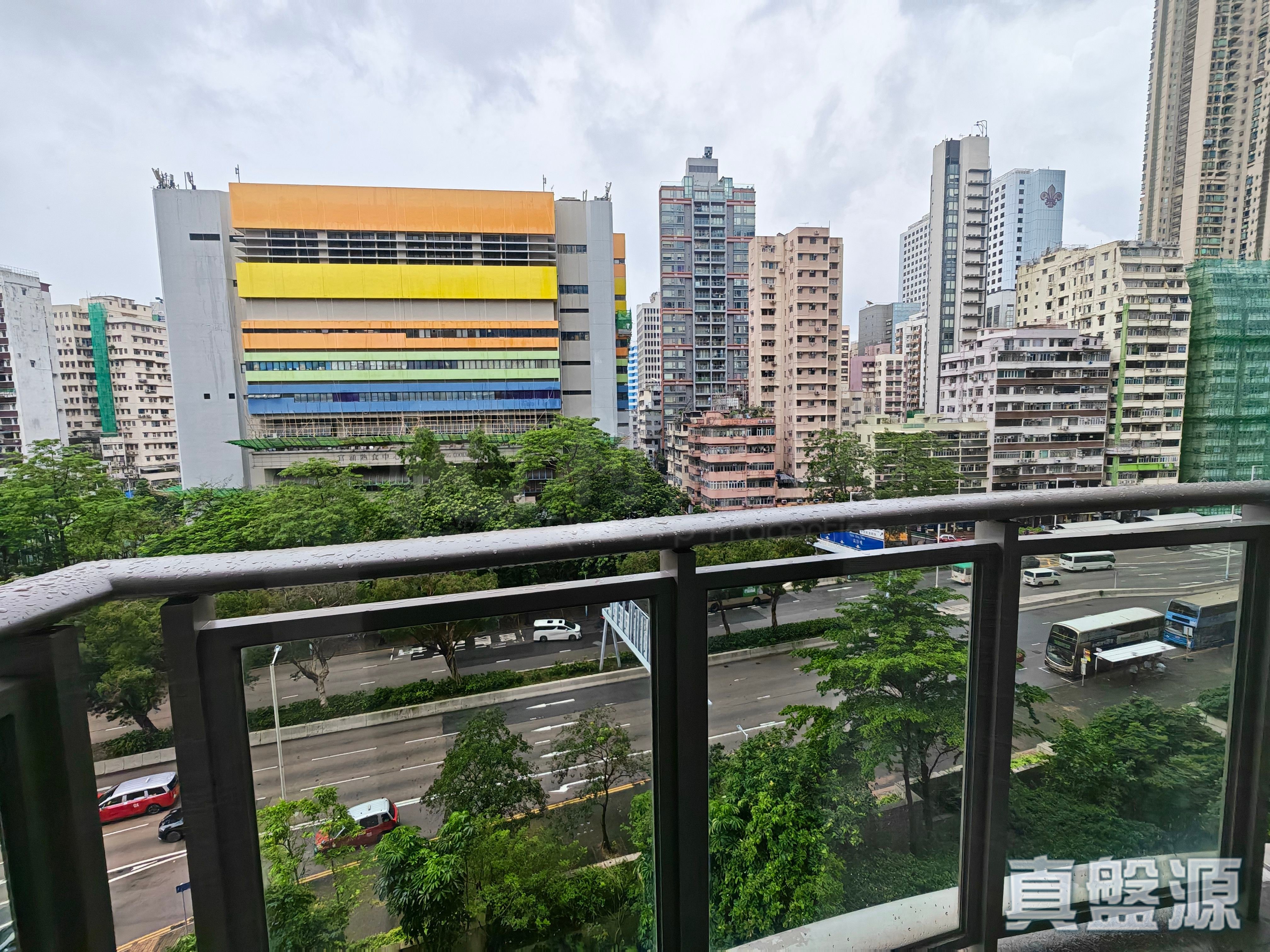 GRAND AUSTIN TOWER 5A Low Floor Zone Flat A Kowloon Station/Tsim Sha Tsui/Jordan