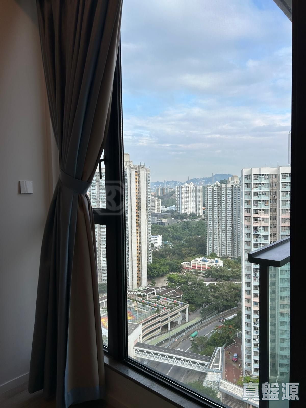 THE MET. AZURE Very High Floor Zone Flat B06 Tsing Yi