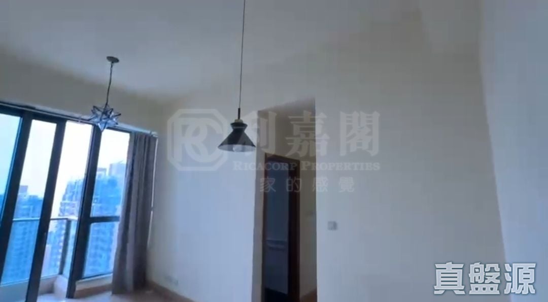 GRAND YOHO PHASE 1 - Tower 10 Very High Floor Zone Flat E Yuen Long