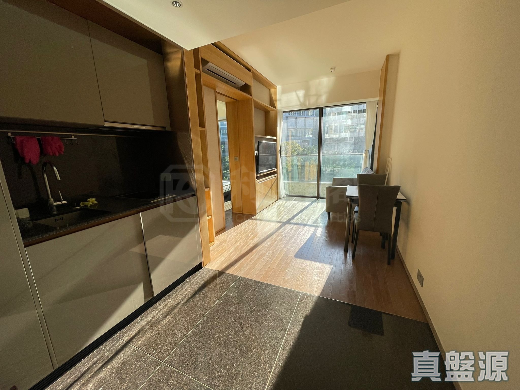 EIGHT KWAI FONG HAPPY VALLEY High Floor Zone Flat A Happy Valley/Mid-Levels East