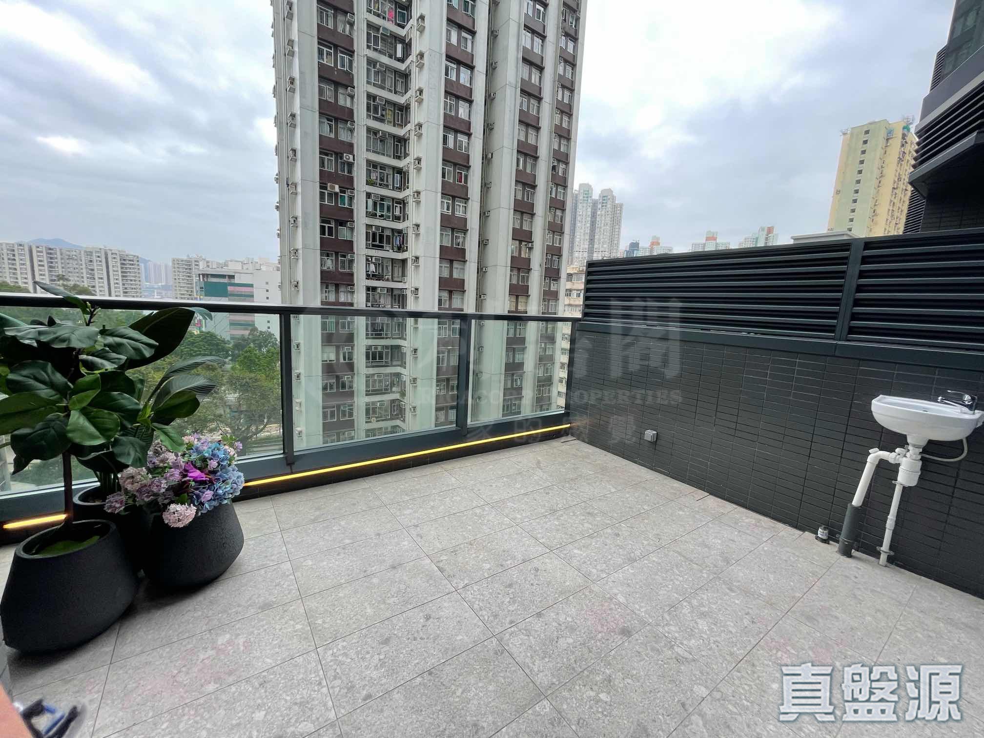 THE HOLBORN TOWER A Sai Wan Ho/Shau Kei Wan