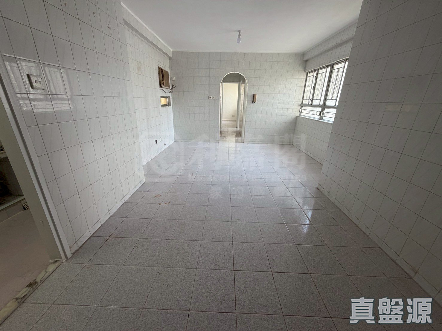 海悦花园 1座 高层 D室 青衣