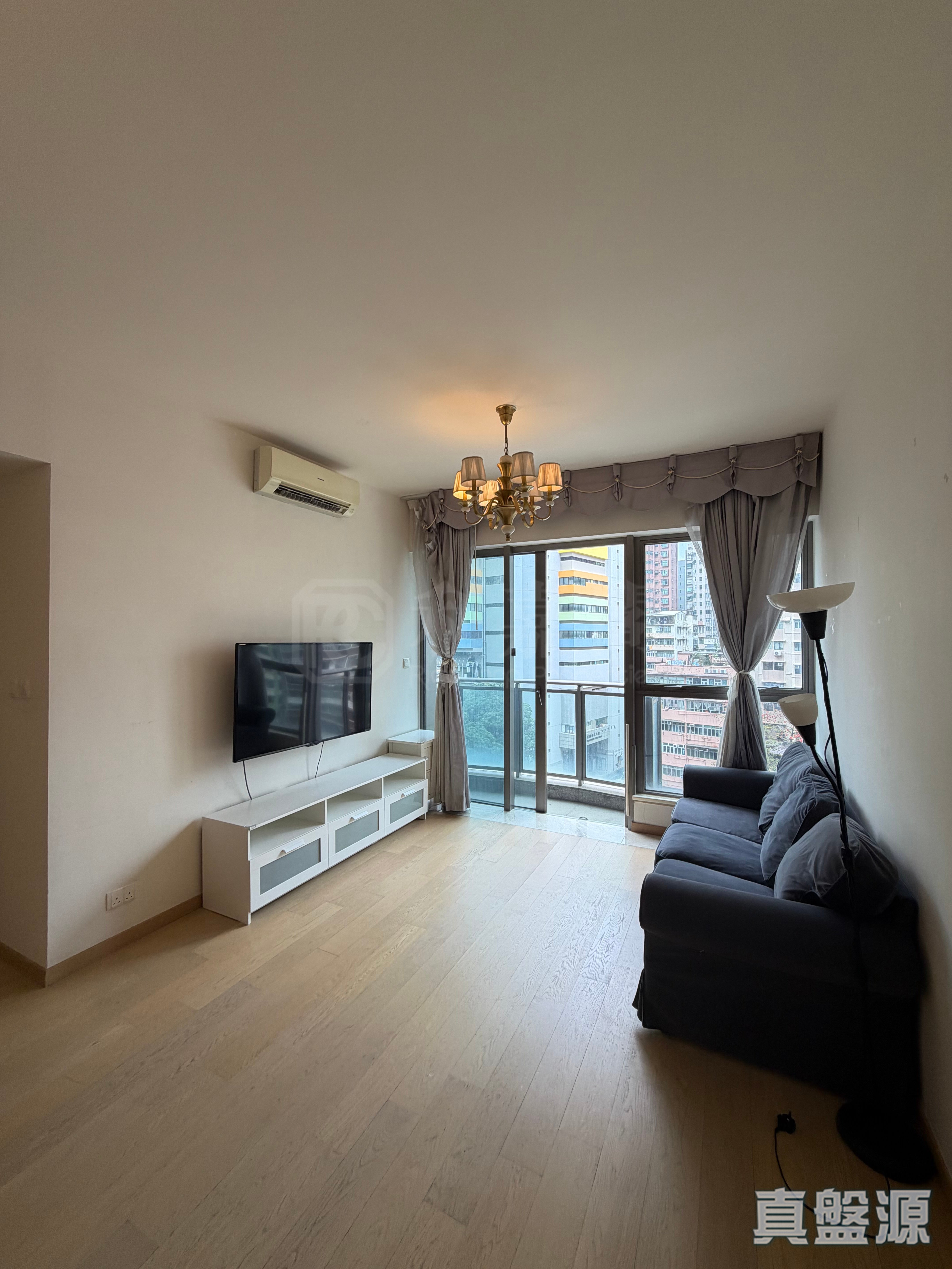 GRAND AUSTIN TOWER 2A Low Floor Zone Flat D Kowloon Station/Tsim Sha Tsui/Jordan