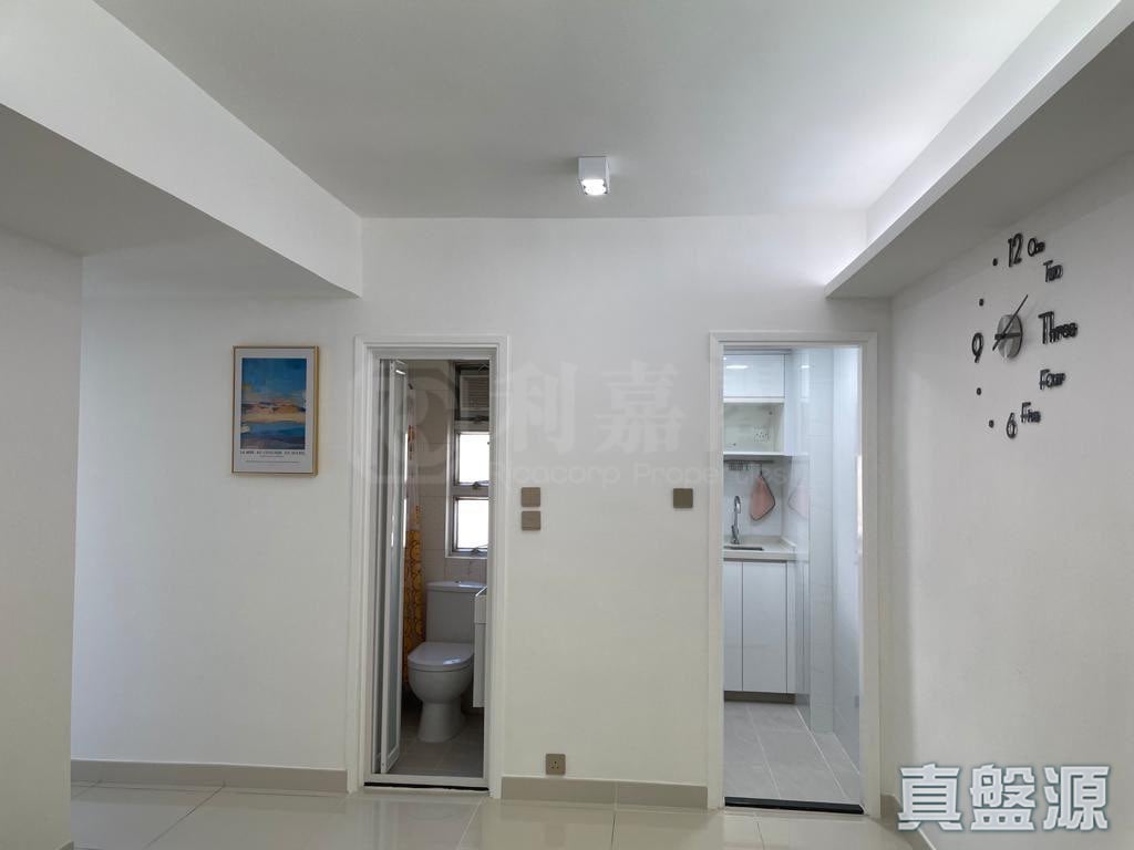 THE TREND PLAZA BLOCK E Very High Floor Zone Flat 12 Tuen Mun