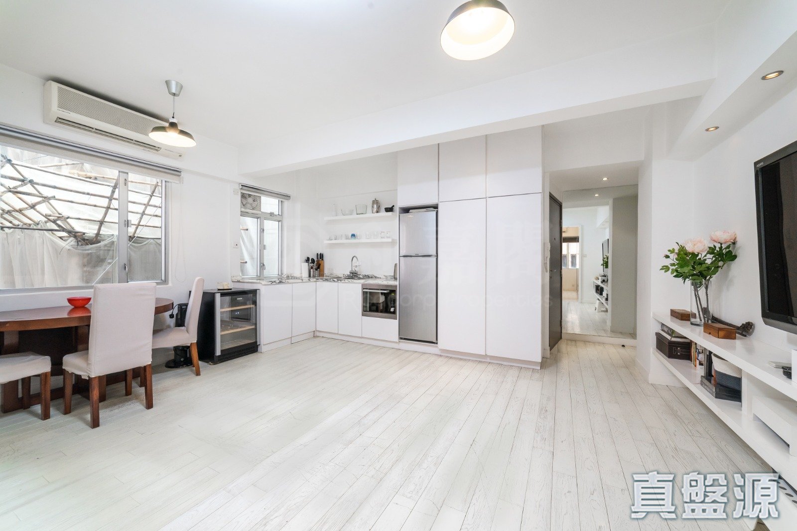17 BONHAM ROAD High Floor Zone Mid-Levels West