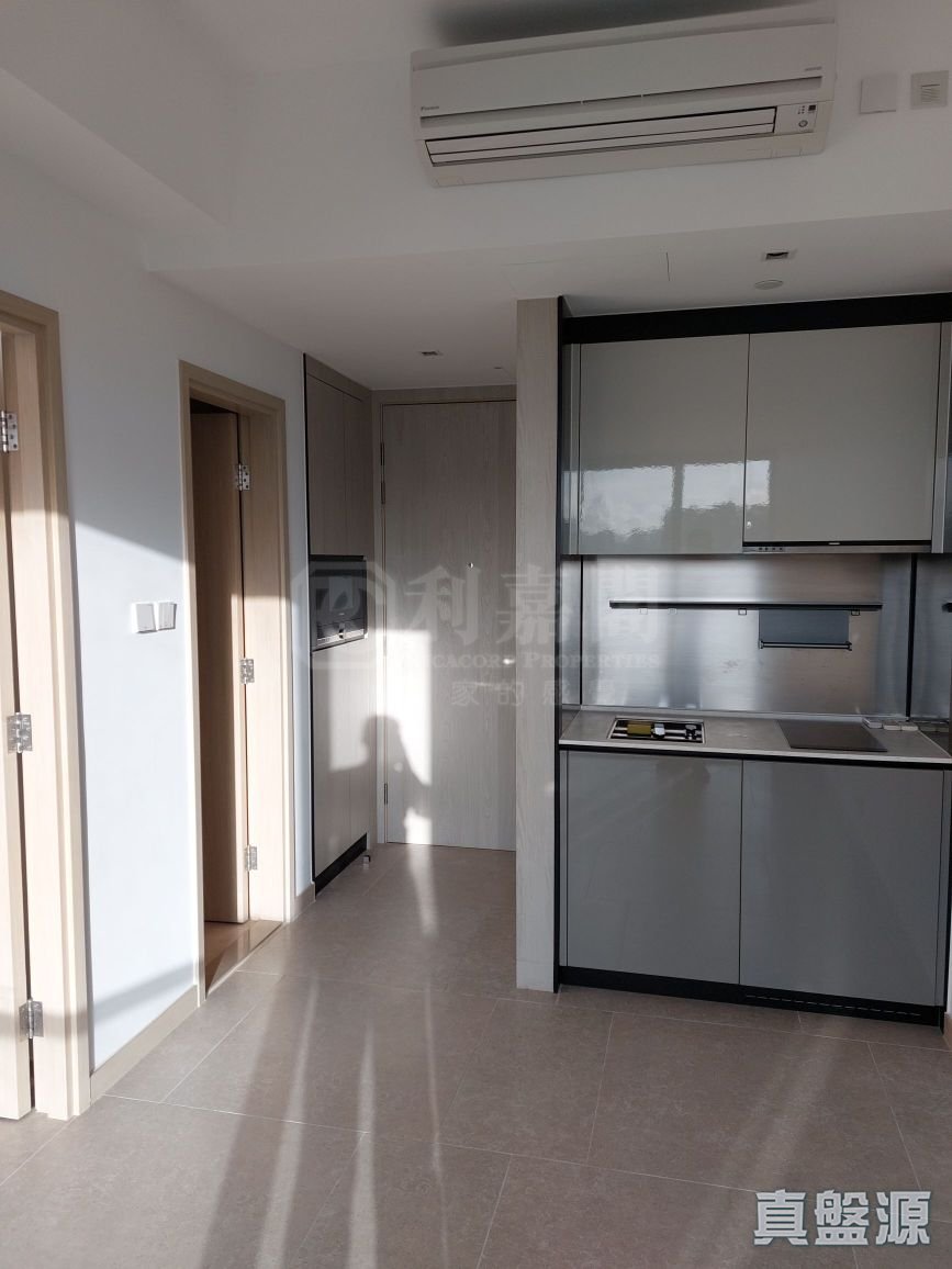 DOWNTOWN 38 High Floor Zone Flat E To Kwa Wan/Kowloon City/Kai Tak/San Po Kong