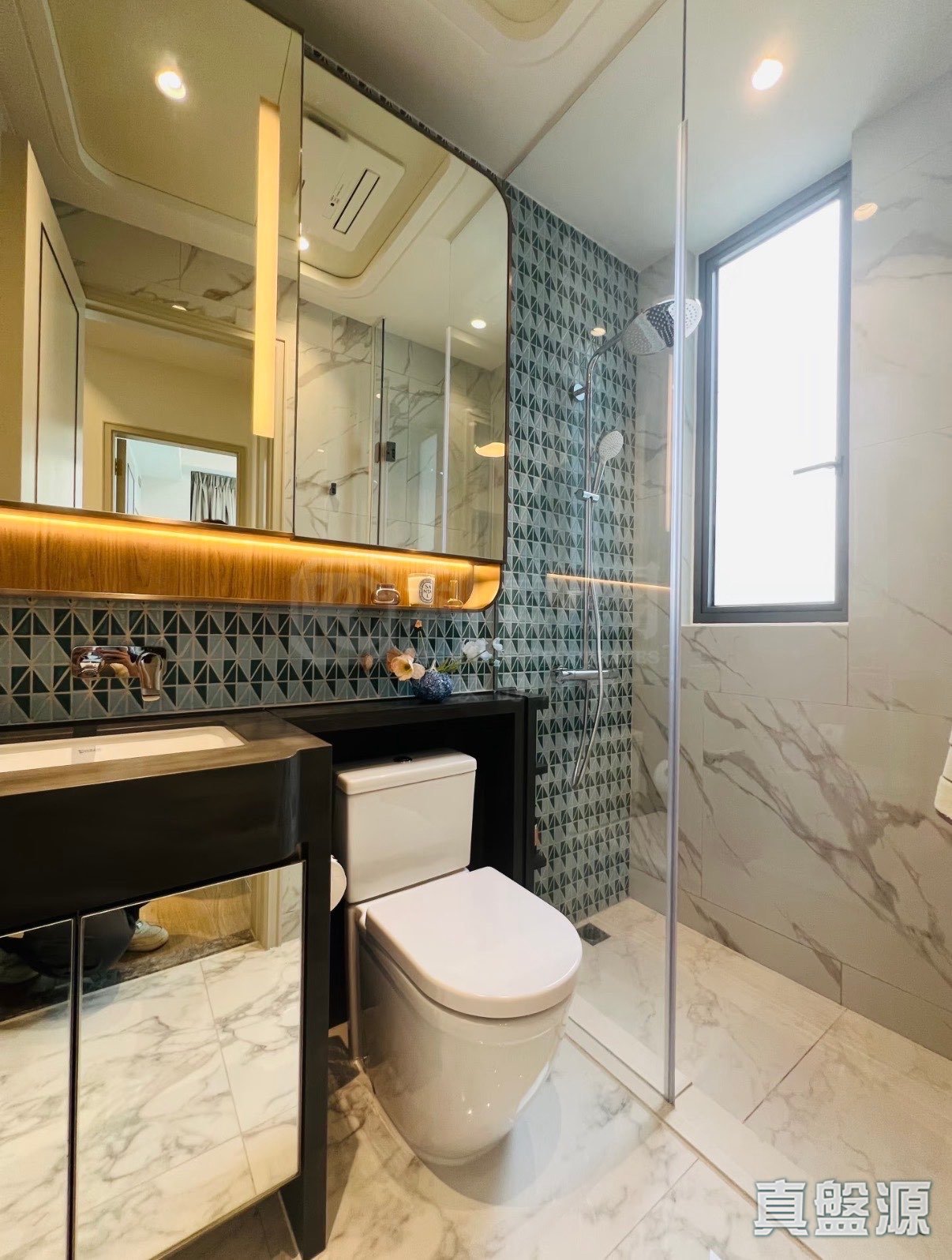 SPRING GARDEN Low Floor Zone Flat D Wan Chai/Causeway Bay