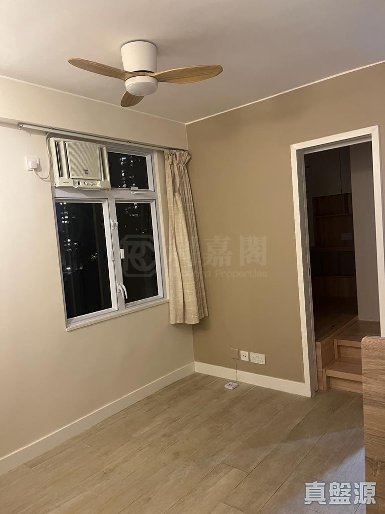 SMITHFIELD TERRACE BLOCK A Very High Floor Zone Flat A8 Central/Sheung Wan/Western District