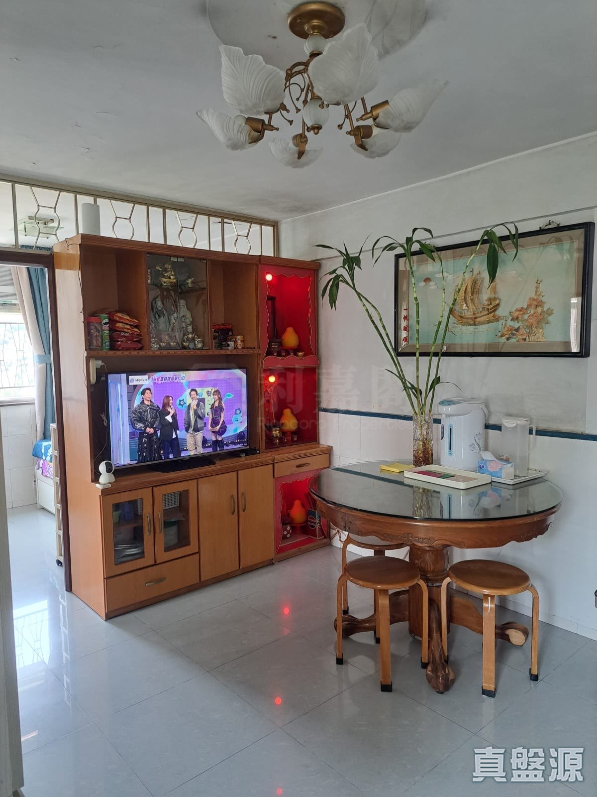 青衣邨 宜业楼 中层 20室 青衣