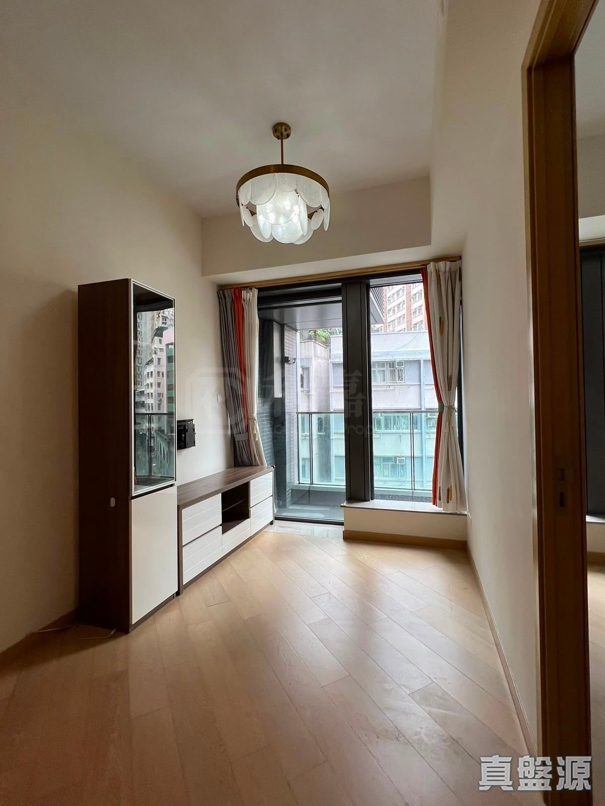 NOVUM WEST TOWER 1 Low Floor Zone Flat B Central/Sheung Wan/Western District